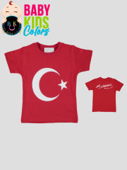 Düz renk Bayrak ve Atatürk imza baskılı t-shirt